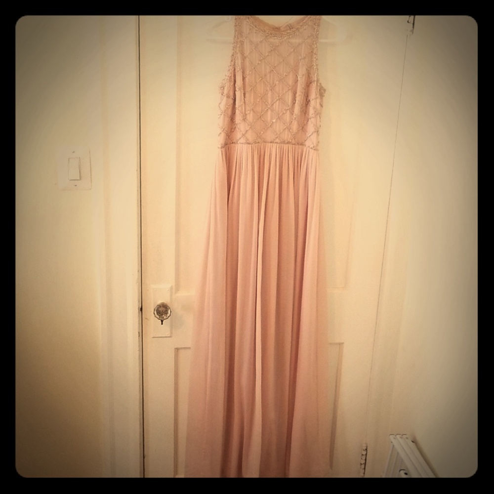 Adrianna Pappell gown